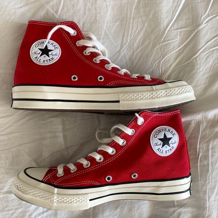 Red high top best sale converse womens size 8