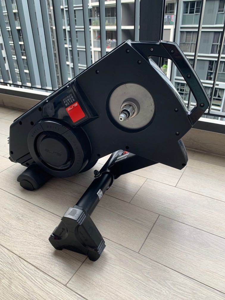 ELITE KURA DIRECT DRIVE SMART B FLUID TRAINER WITH