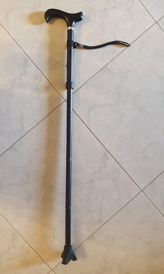 Foldable walking stick (Category: Other Assistive Aids) located in Singapore. Submitted by happymichyboo (Listing ID 1136040321, Image 3). Description: Bought at novena medical centre at $89. Dad use a few times and refused to use. As good as new! Very handy!.