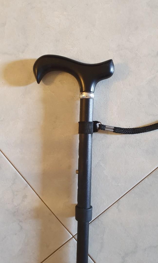 Foldable walking stick (Category: Other Assistive Aids) located in Singapore. Submitted by happymichyboo (Listing ID 1136040321, Image 2). Description: Bought at novena medical centre at $89. Dad use a few times and refused to use. As good as new! Very handy!.