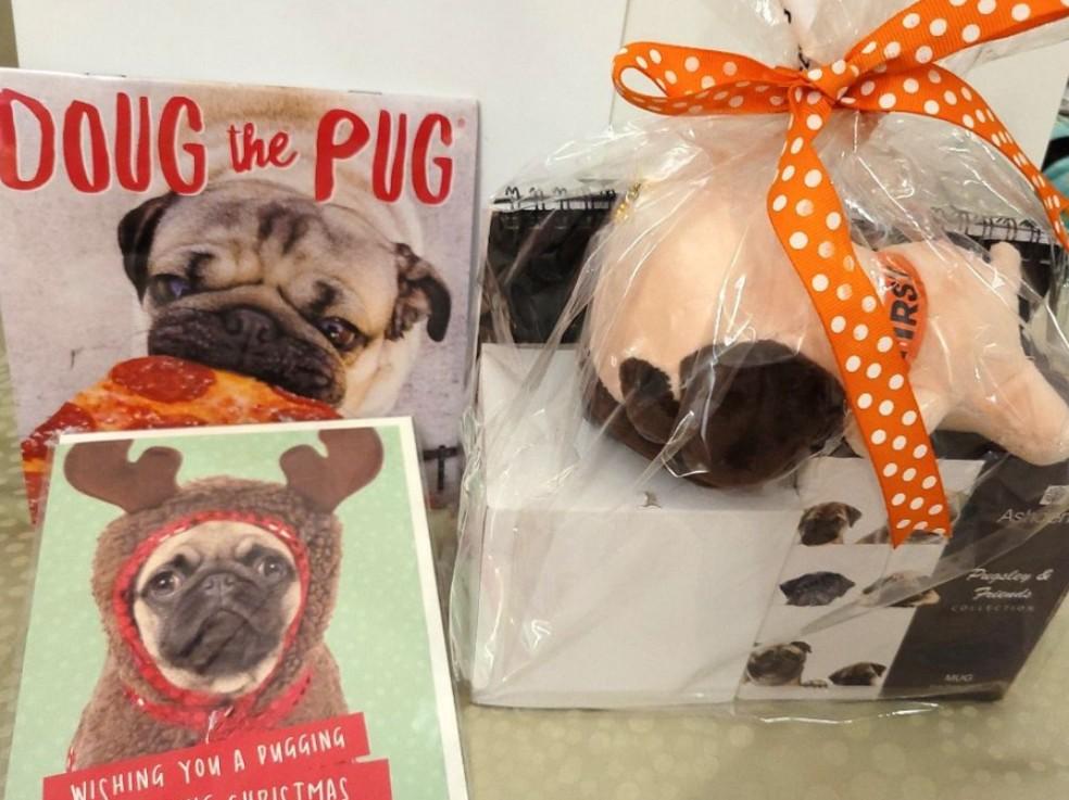 For Pug dog lovers gift set, Pet Supplies, Homes Other Pet