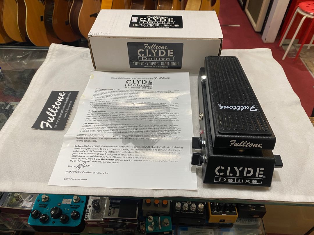 FULLTONE CLYDE DELUXE TRIPLE-VOICED WAH-WAH PEDAL, Hobbies & Toys 
