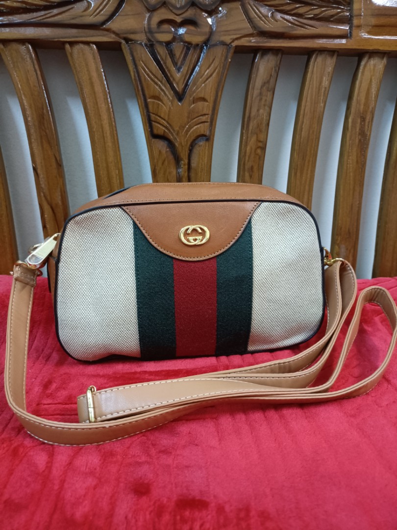 Gucci vintage discount canvas shoulder bag