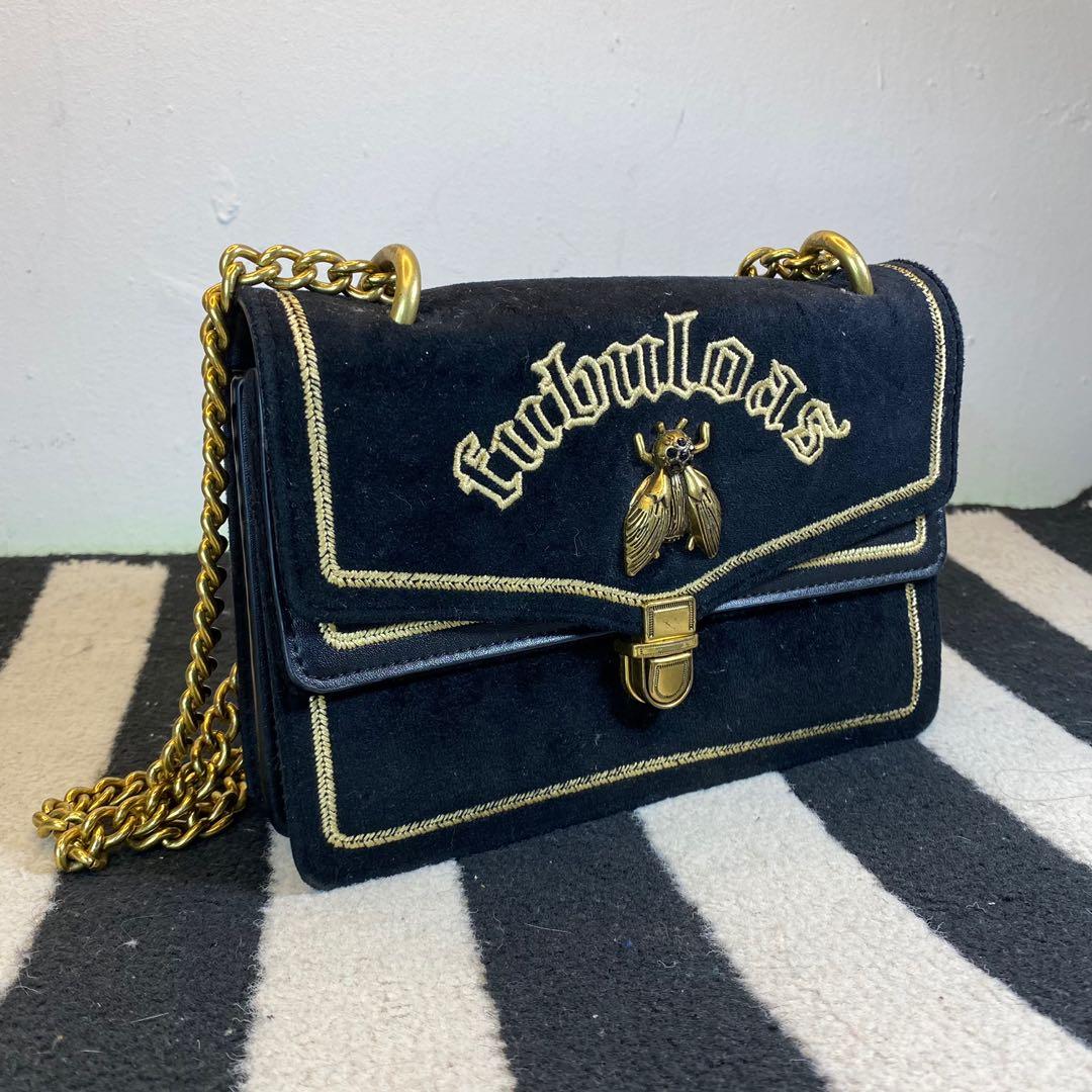 Gucci Sling Bag