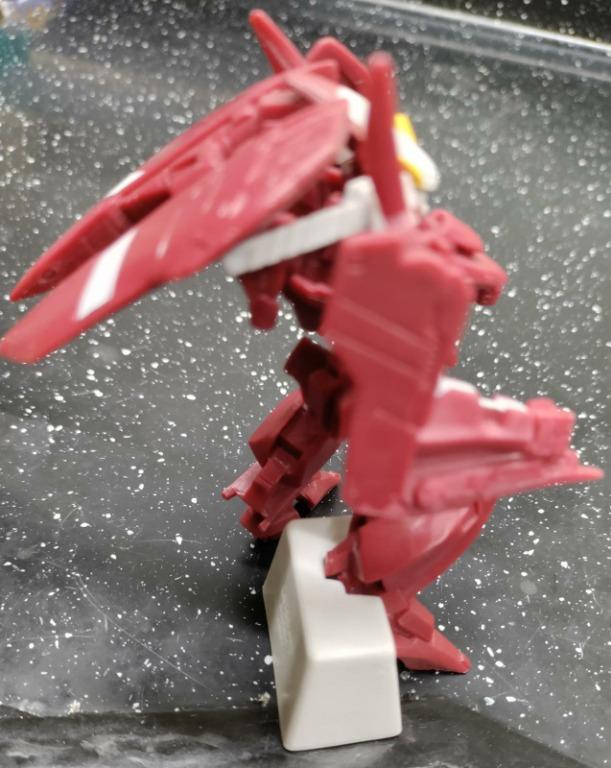 座天使GUNDAM Bandai - Gundam Throne Drei (高達 Gundam 00 ), 興趣及遊戲, 玩具 & 遊戲類 ...