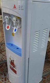 Hanabishi Water Dispenser Hot and cold