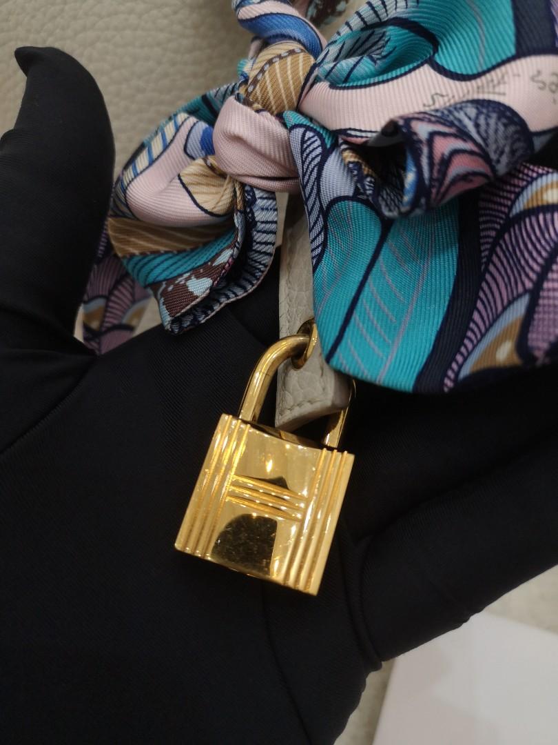 1stdibs Exclusive Hermes Picotin 18cm Craie Clemence Gold Hardware