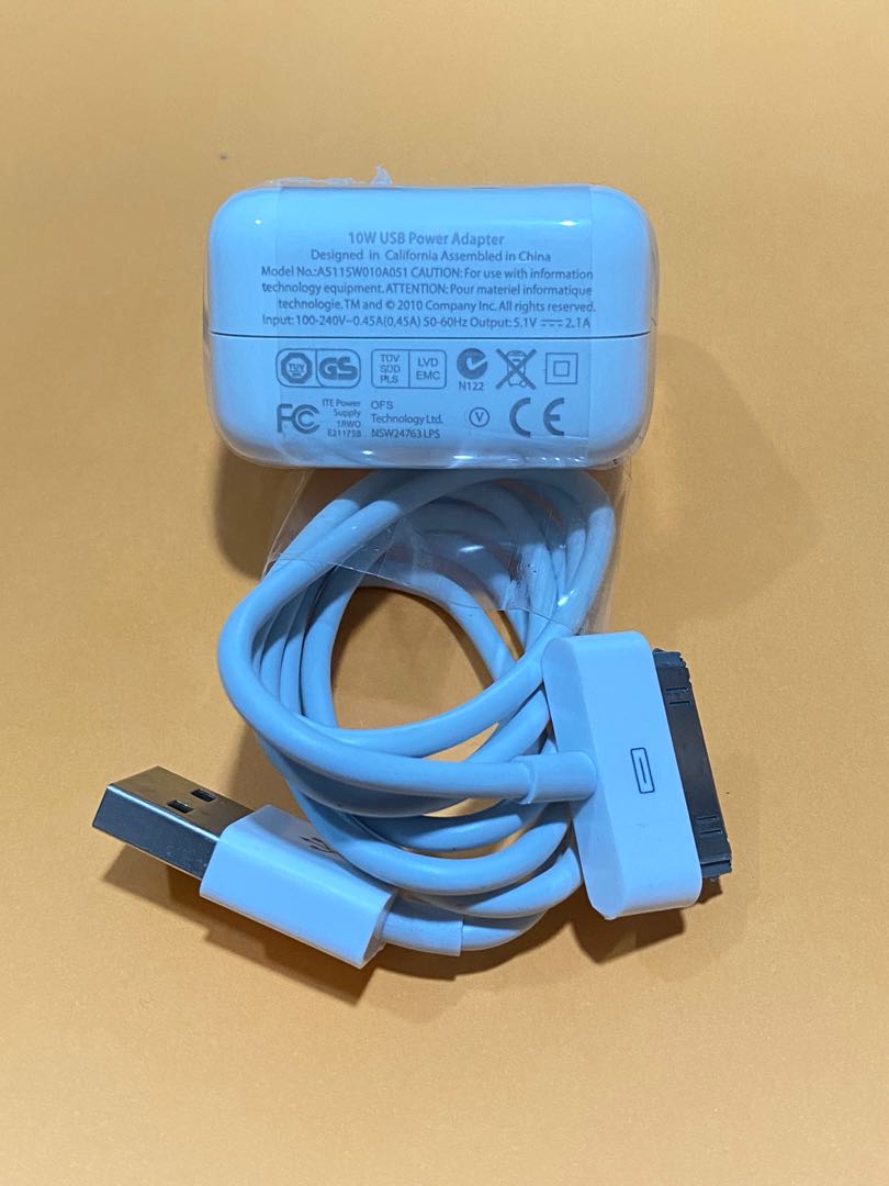 IPhone IPad 1 2 3 Charger 10 Watts Adapter And 30 Pin Cable Mobile