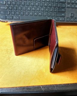 (Category: ) located in . Submitted by lostleathergoods (Listing ID 1136046584, Image 1). Description: .