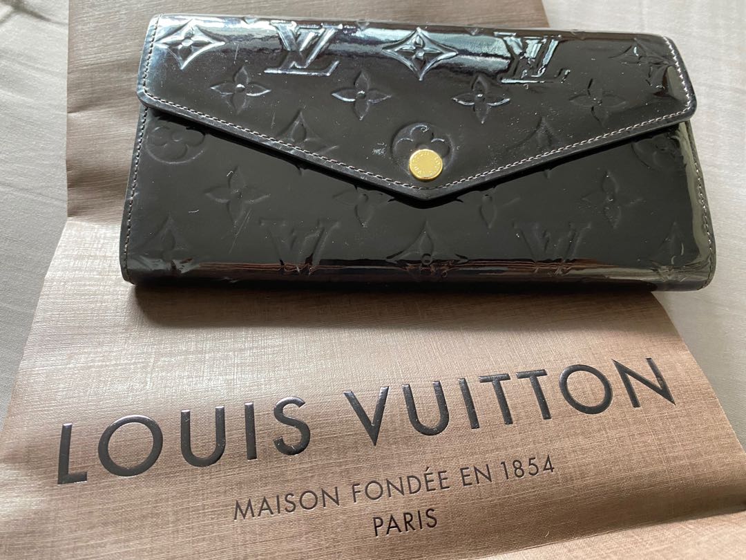 cheap fashion iphone case: Louis Vuitton M90152 Sarah Wallet