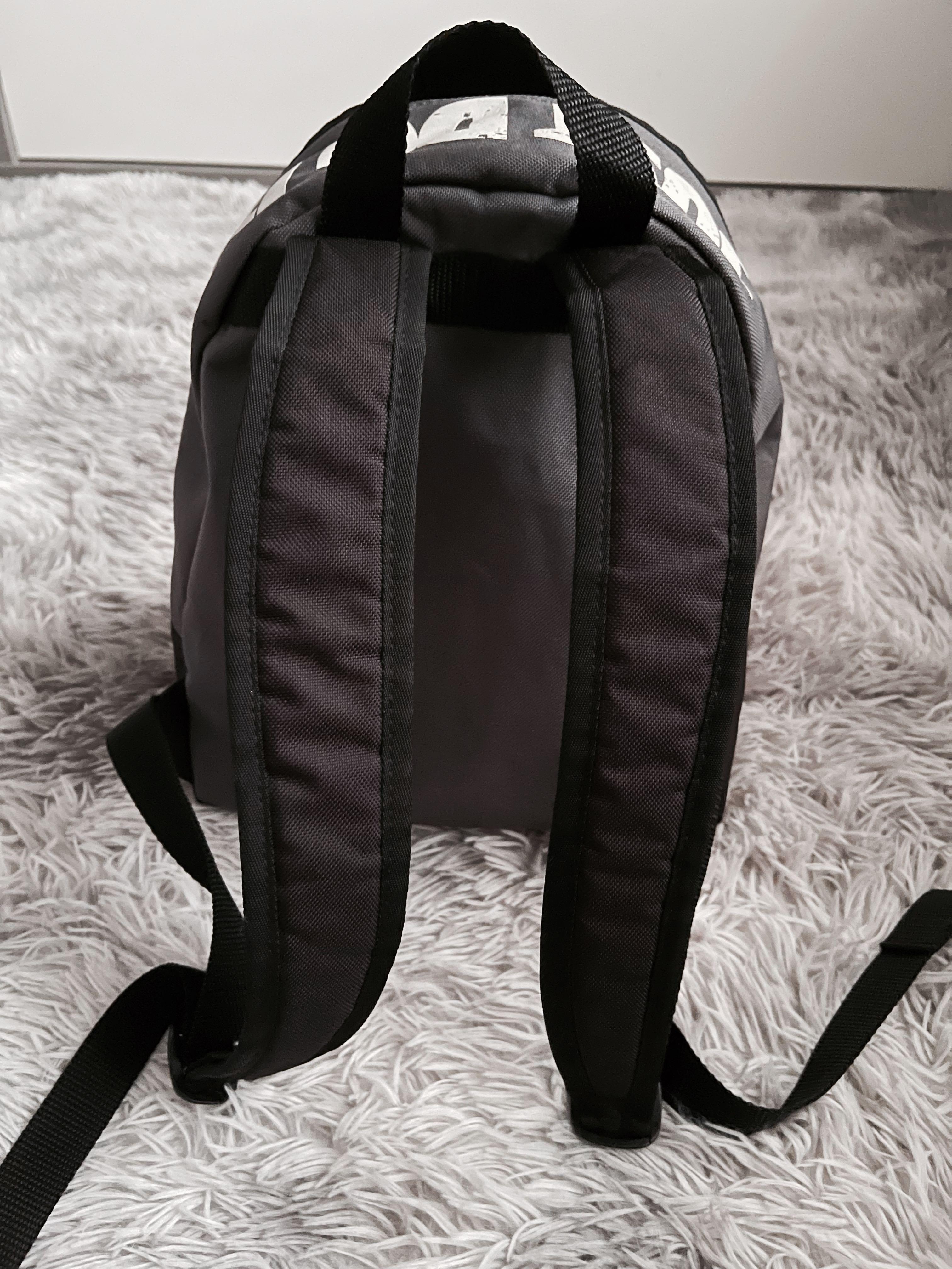 nike backpack with straps
