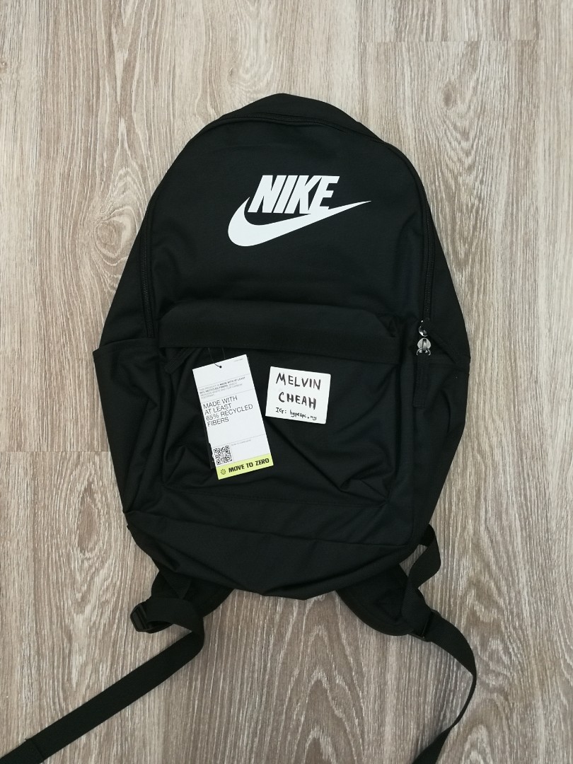 nike move to zero bag