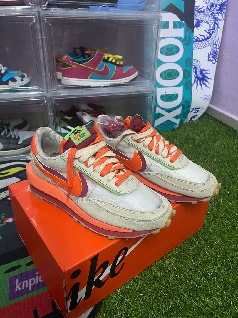 Nike sacai original hotsell