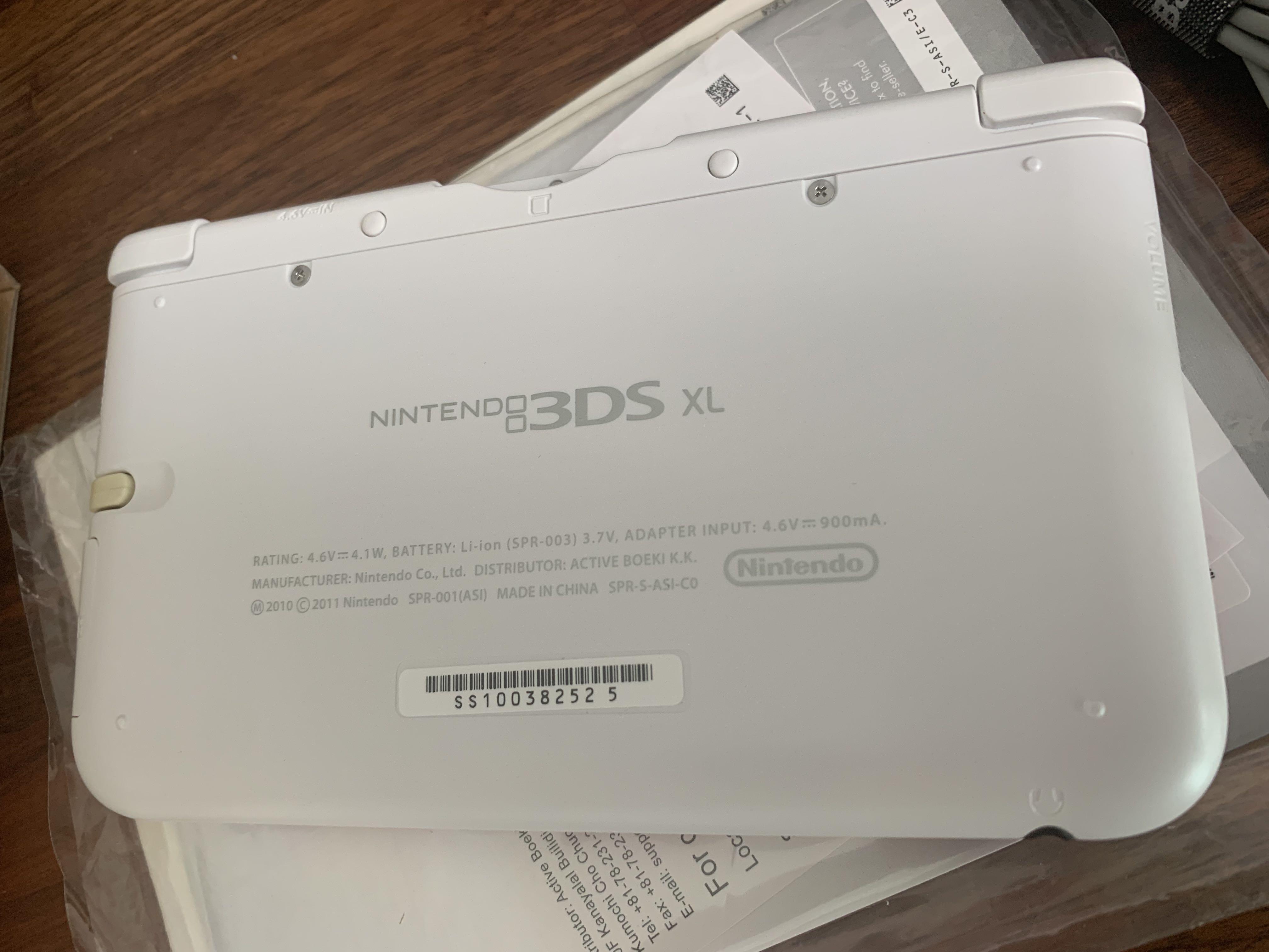 Nintendo 3DS XL Mario White Edition, Video Gaming, Video Game Consoles