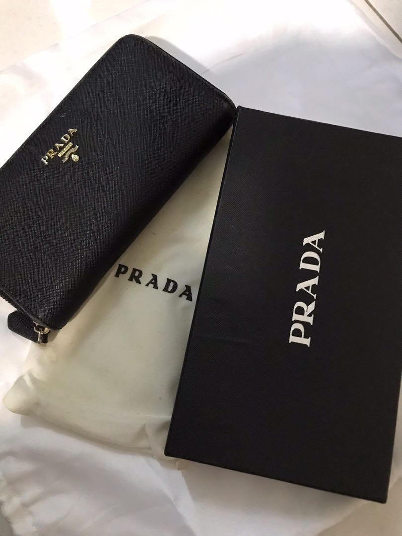 prada wallet quality