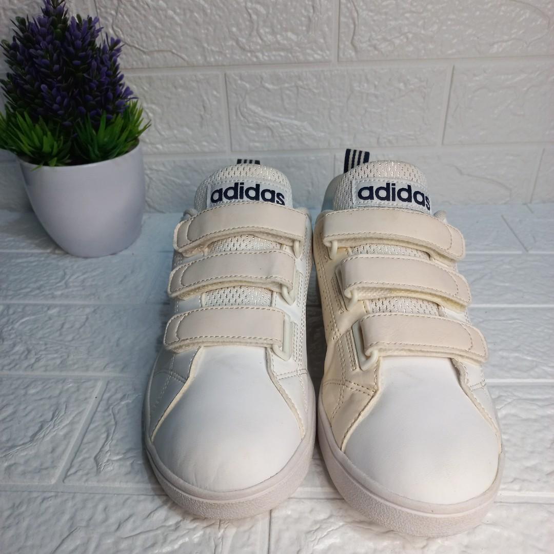 Sepatu Adidas Neo Comfort Footbed Fesyen Wanita Sepatu di Carousell