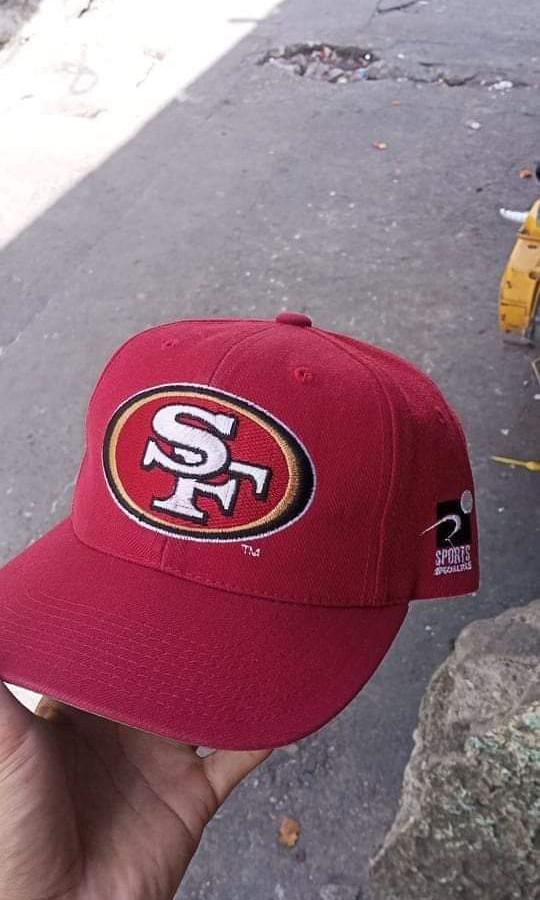 SF 49ERS VINTAGE CAP, Men's Fashion, Watches & Accessories, Caps & Hats on  Carousell