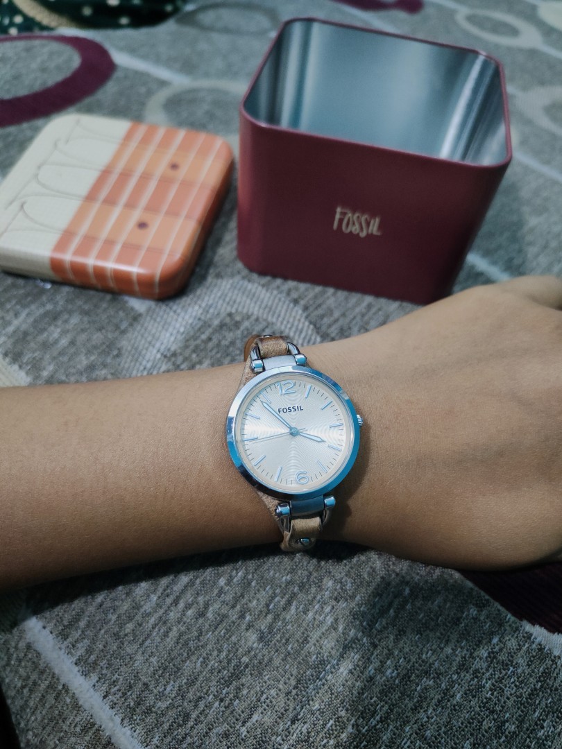 Swatch FOSSIL original, Fesyen Wanita 