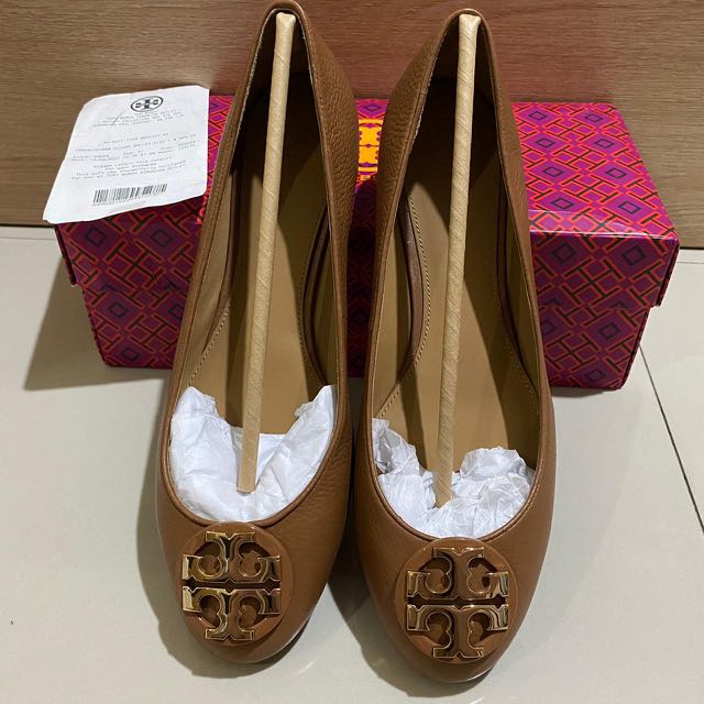 tory burch flats price