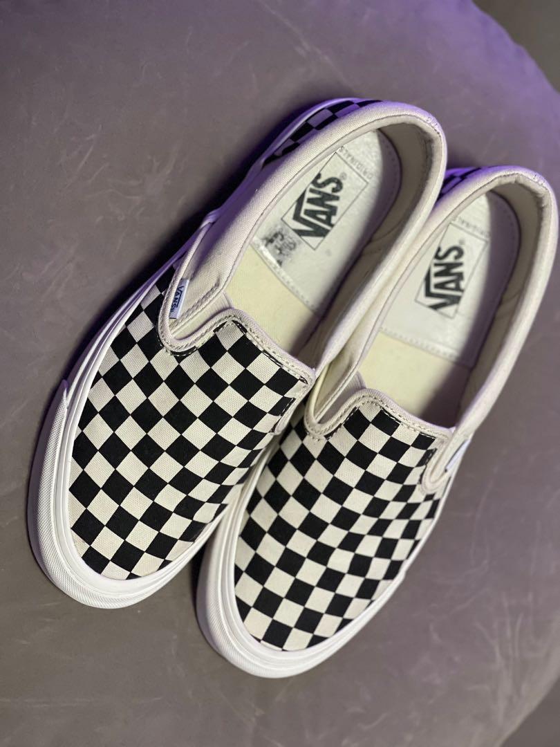 Vans vault slip on checkerboard deals