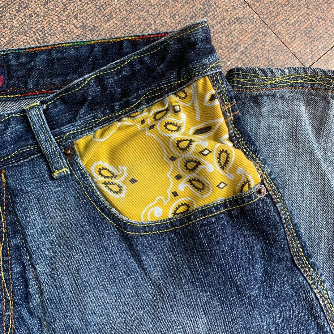 VINTAGE BAGGY BANDANA JEANS, Men's Fashion, Bottoms, Jeans on Carousell
