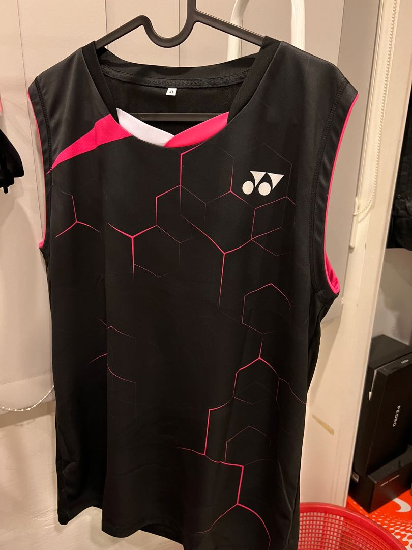 yonex sleeveless shirt