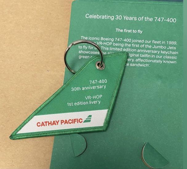 國泰波音30週年 紀念鎖匙扣 CX Cathay key holder, 興趣及遊戲, 旅行, 旅遊 - 旅行必需品及用品 - Carousell