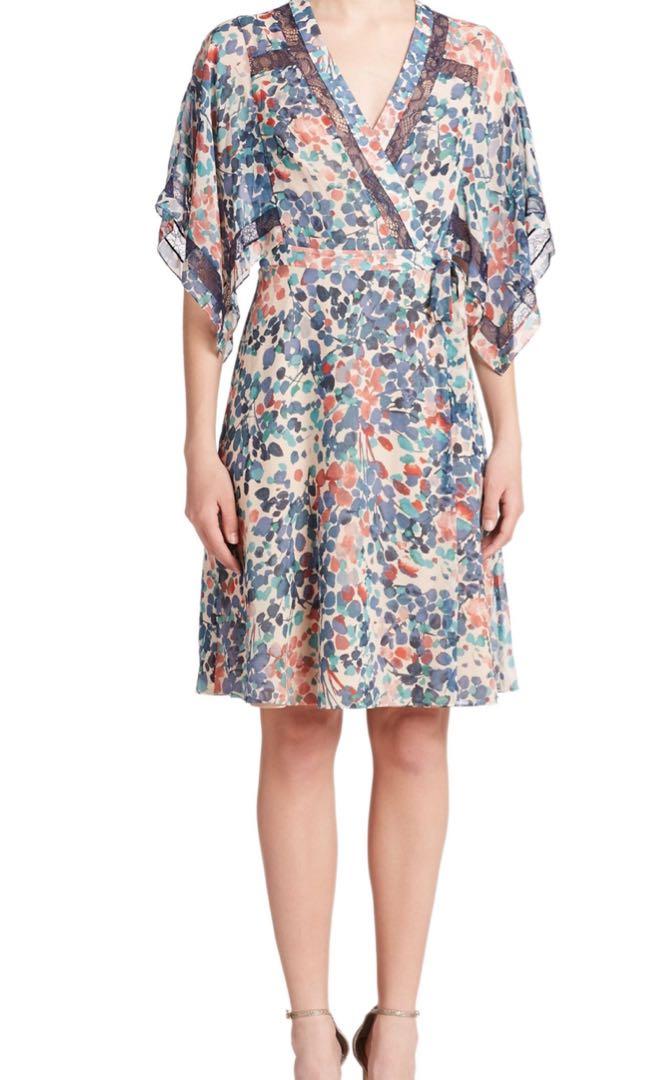 BCBG Kimono sleeve wrap dress Women s Fashion Muslimah Fashion Dresses on Carousell