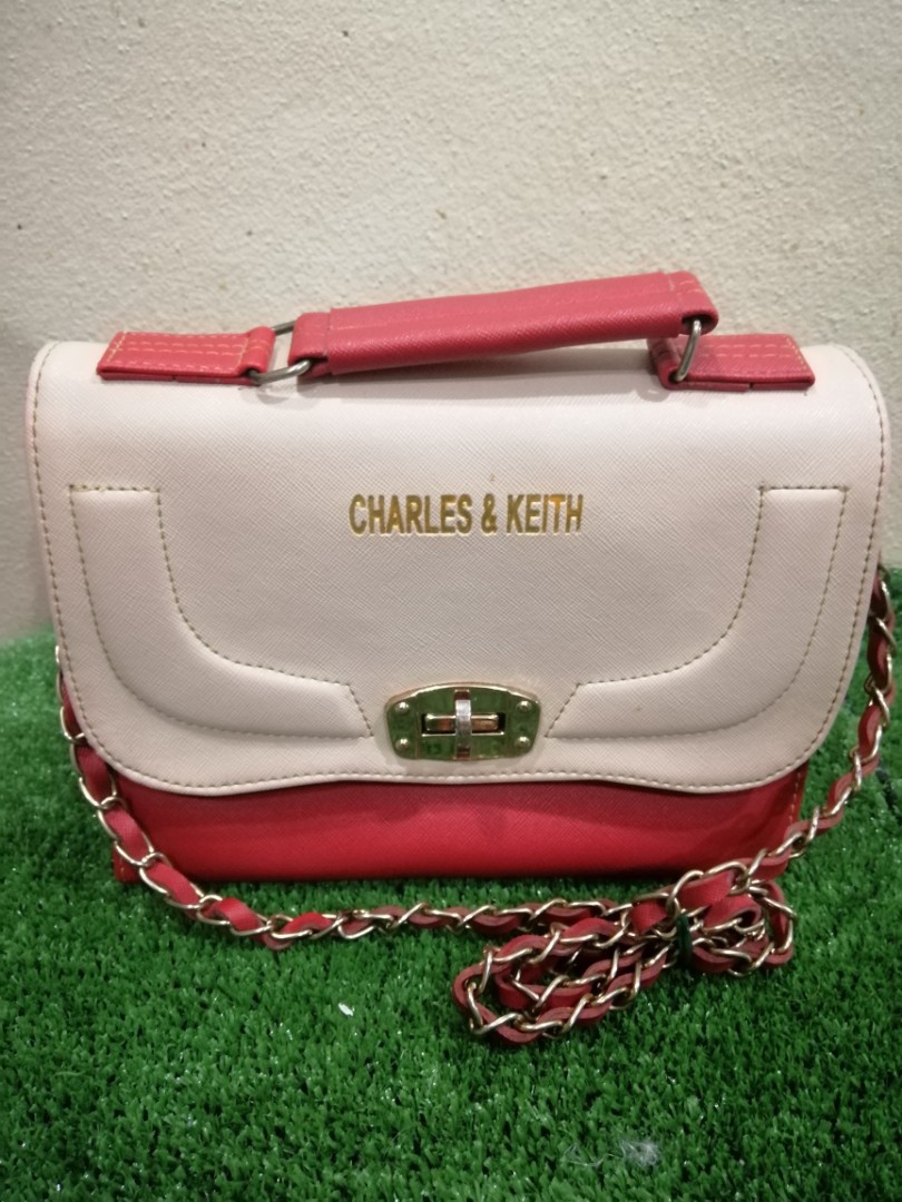 Beg tangan charles n keith store