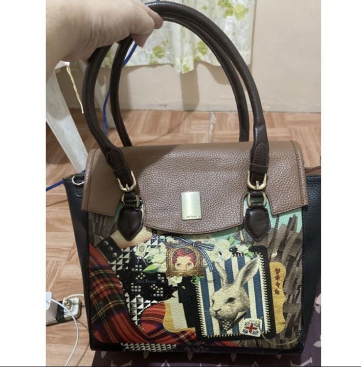 Authentic Brera 2-way Bag, Women's Fashion, Bags & Wallets, Cross-body Bags  on Carousell