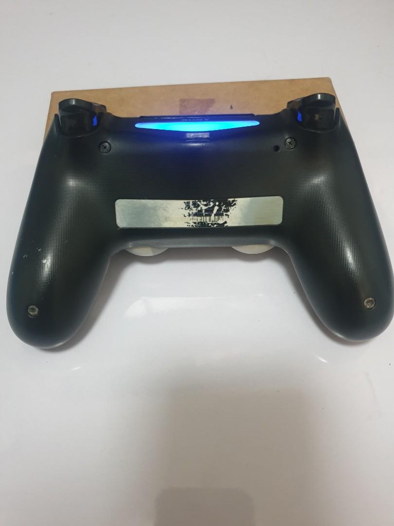 Camo V1 Playstation 4 Controller (Sony Playstation 4) (Category: Controllers) located in Quezon City. Submitted by itemsforadoption (Listing ID 1136279670, Image 2). Description: Rfs: Its 2022! Happy New Year. Now is a time to be joyous and declutter. And I'm doing just that this season. Camo V1 Controller. Has no issues buttonwise but the left joystick rubber is a bit worn. Just tested it now to make sure its in good working condition for the ne