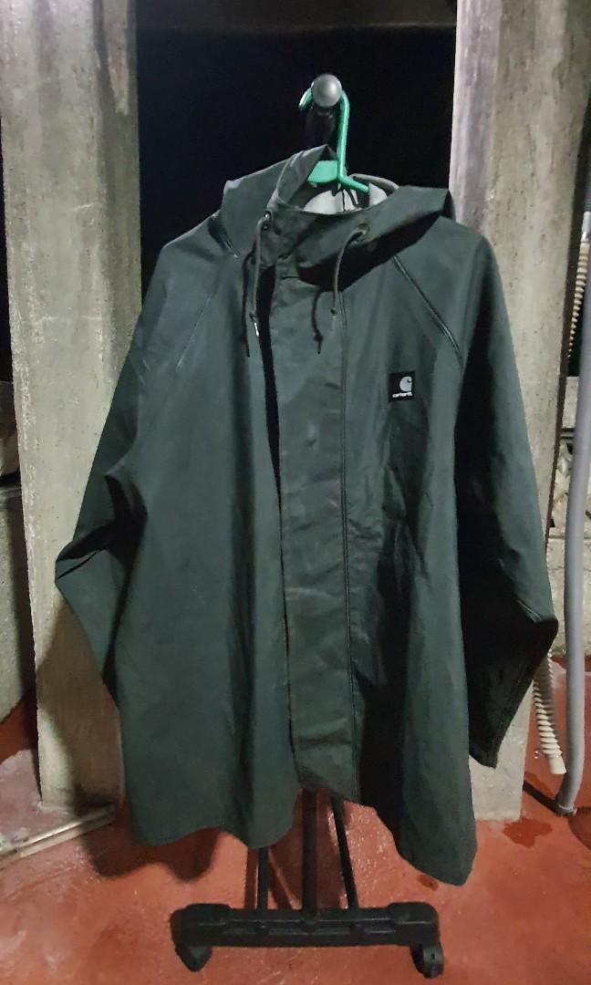 Carhartt Rain jacket heavy duty fabric Men s Fashion Coats Jackets and Outerwear on Carousell