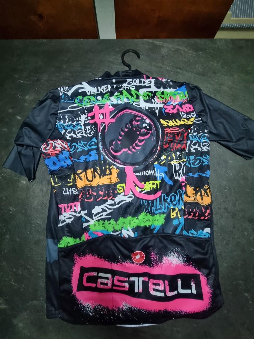 Castelli shop graffiti jersey