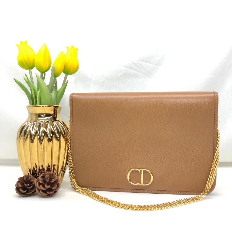 CHRISTIAN DIOR Vintage CD Logo Chain Shoulder Bag in Calfskin GHW
