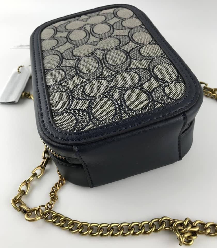 Coach Alie Camera Bag in Signature Jacquard, Women's Fashion, Bags & Wallets, Crossbody Bags on