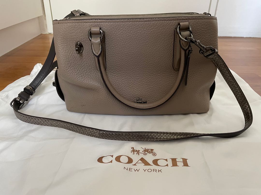 coach-bag-women-s-fashion-bags-wallets-shoulder-bags-on-carousell