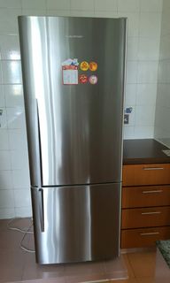 (Category: ) located in . Submitted by ebiz_sg (Listing ID 1136418283, Image 1). Description: .