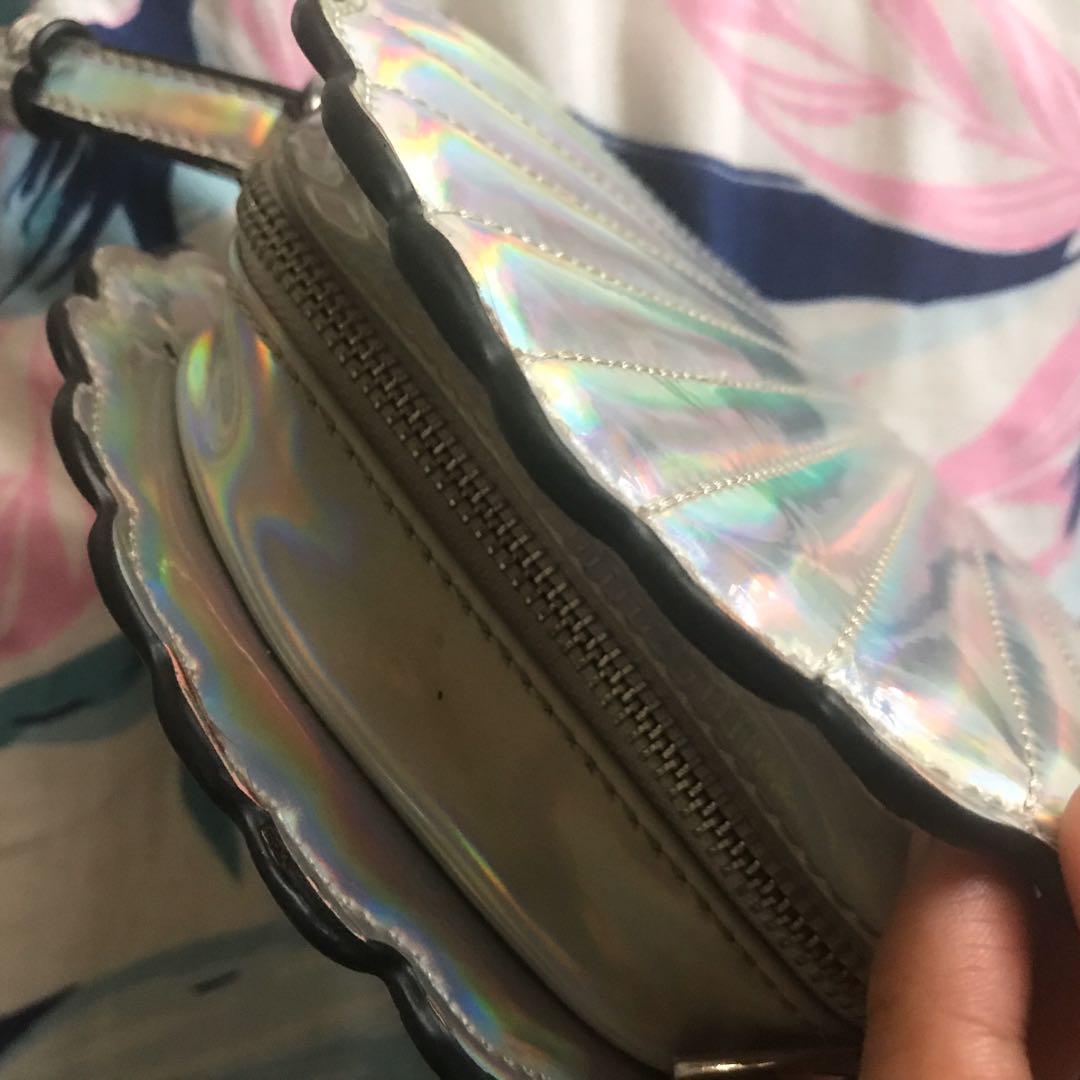 Holographic purse hotsell forever 21