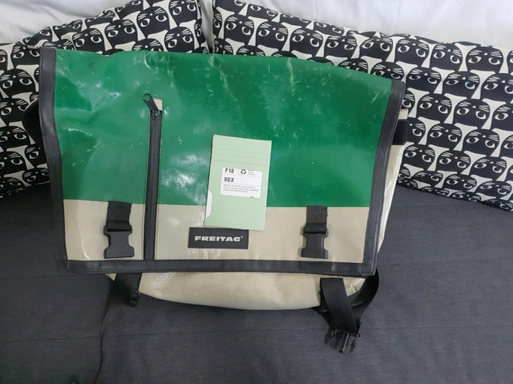 Freitag Rex Messenger Bag F18, Hobbies & Toys, Stationery Freitag Rex Messenger Bag F18, Hobbies & Toys, Stationery