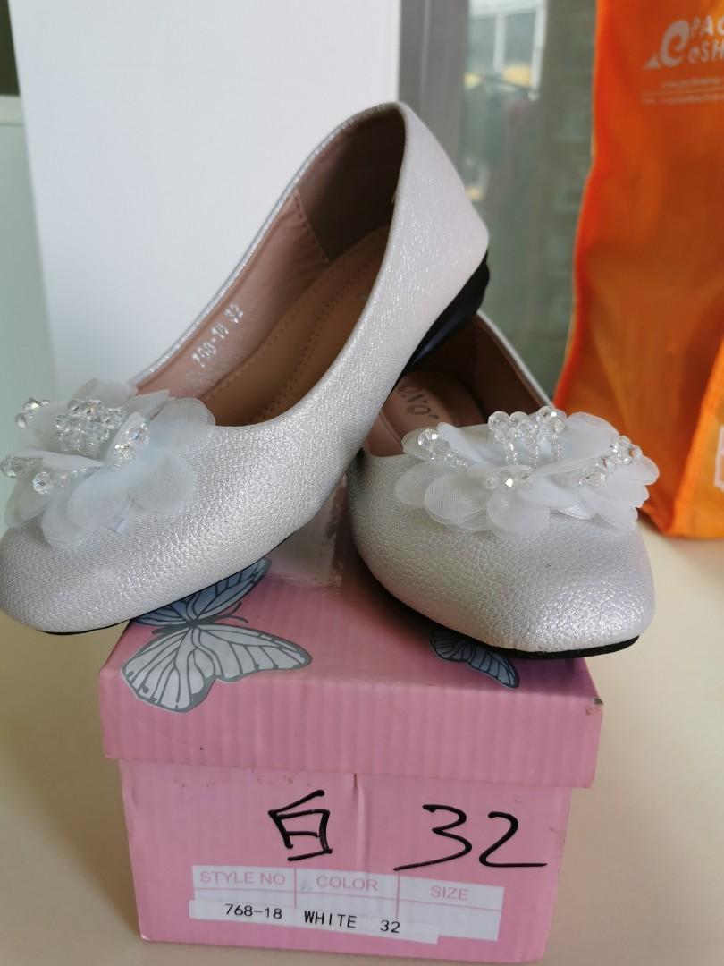 Girls pump shoe online
