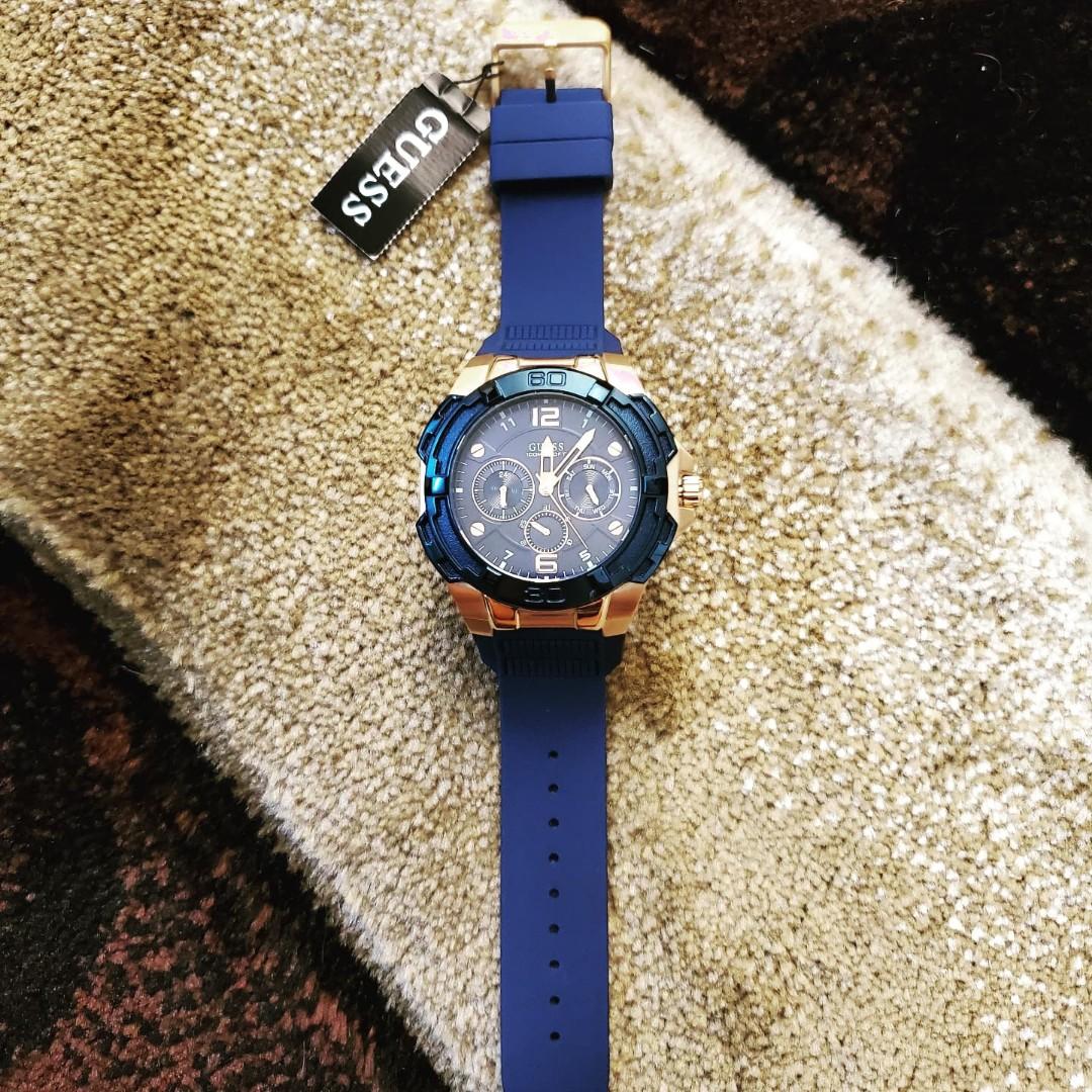 Guess genesis watch top