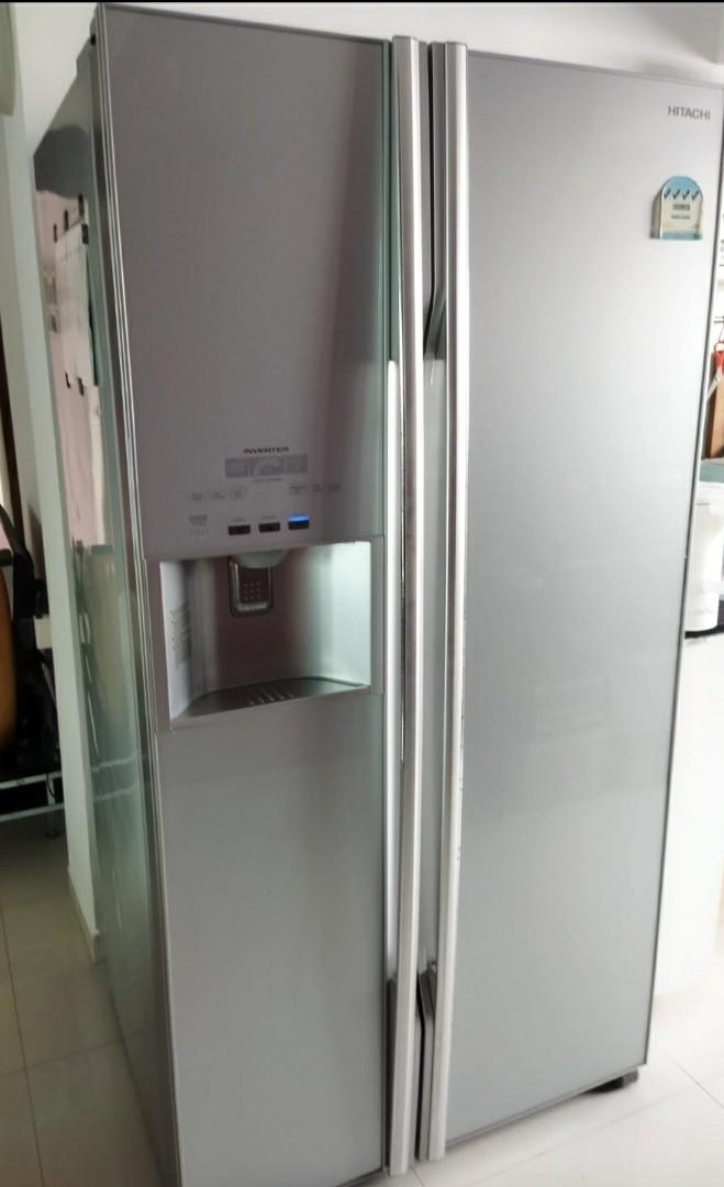 Hitachi side by side door fridge 4 ticks energy saving, TV & Home