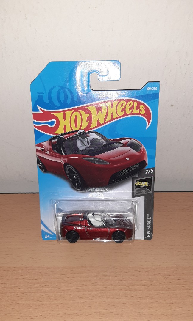 Hot wheels tesla top roadster with starman