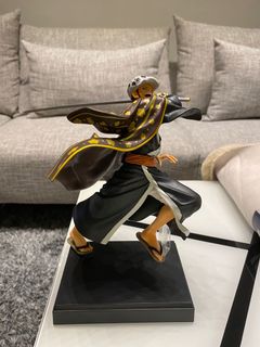 (Category: ) located in . Submitted by kicksxfigs (Listing ID 1136356009, Image 1). Description: .