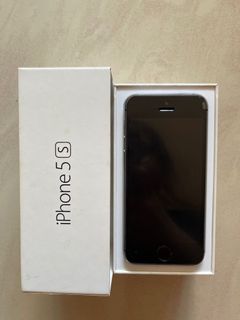 (Category: ) located in . Submitted by cheapbuyspreloved (Listing ID 1136279830, Image 1). Description: .