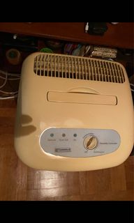 （分類：）位於 。 由 kaydeclutter 提交（商品編號 1136435580，圖片 1）。簡介： 。
