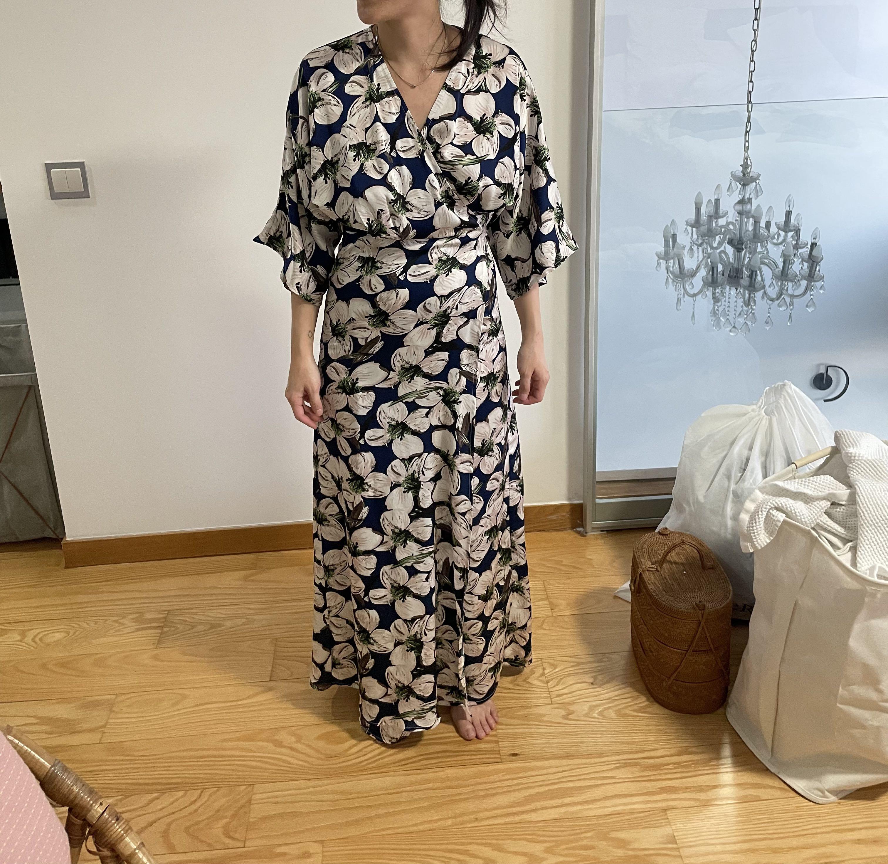Kimono style maxi dress Women s Fashion Dresses Sets Dresses