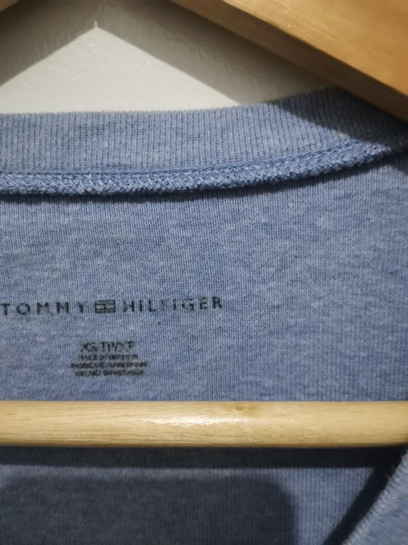 Long-sleeved v-neck Tommy Hilfiger (Category: Longsleeves) located in Quezon City. Submitted by traroro (Listing ID 1136443469, Image 2). Description: .