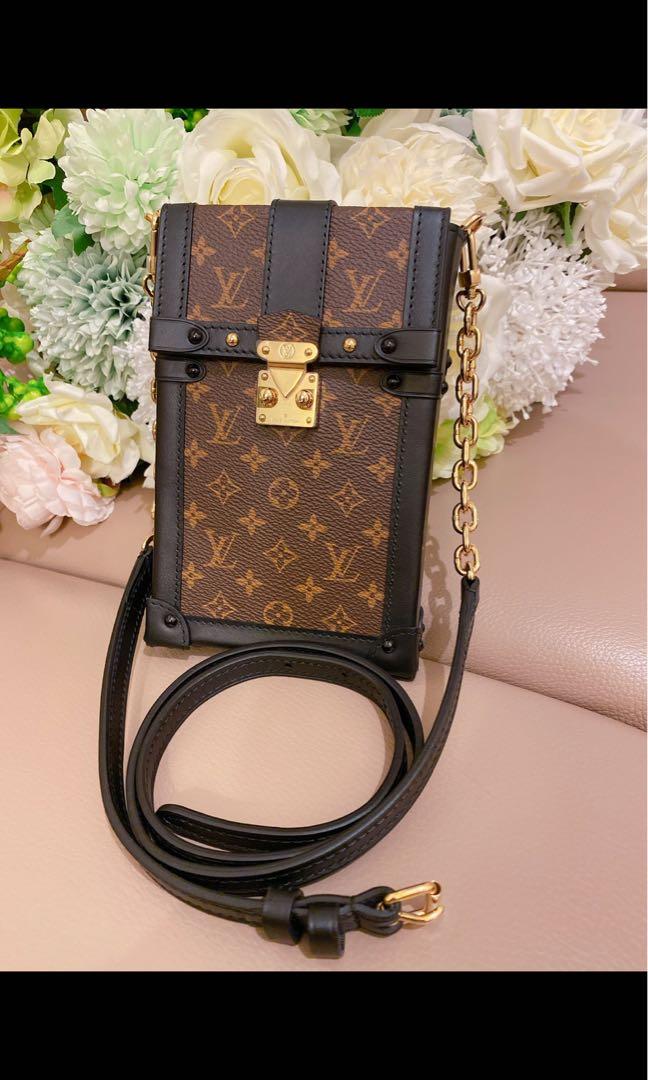 Louis Vuitton Vertical Trunk Pochette in Black