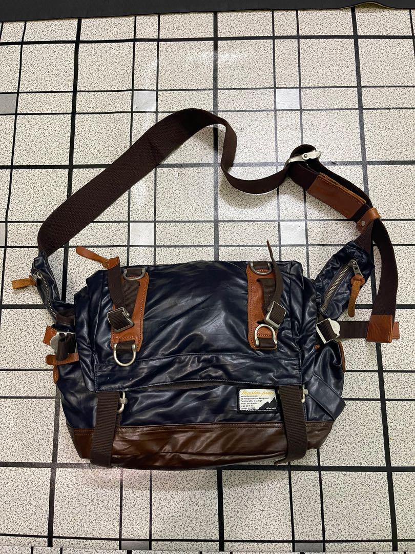 MASTERPIECE SLING BAG